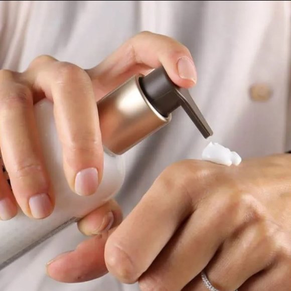 Serenity Legend- Aromatic Refreshing Body Lotion, Body Lotion for Dry Skin 350ml - Picture 6 of 9